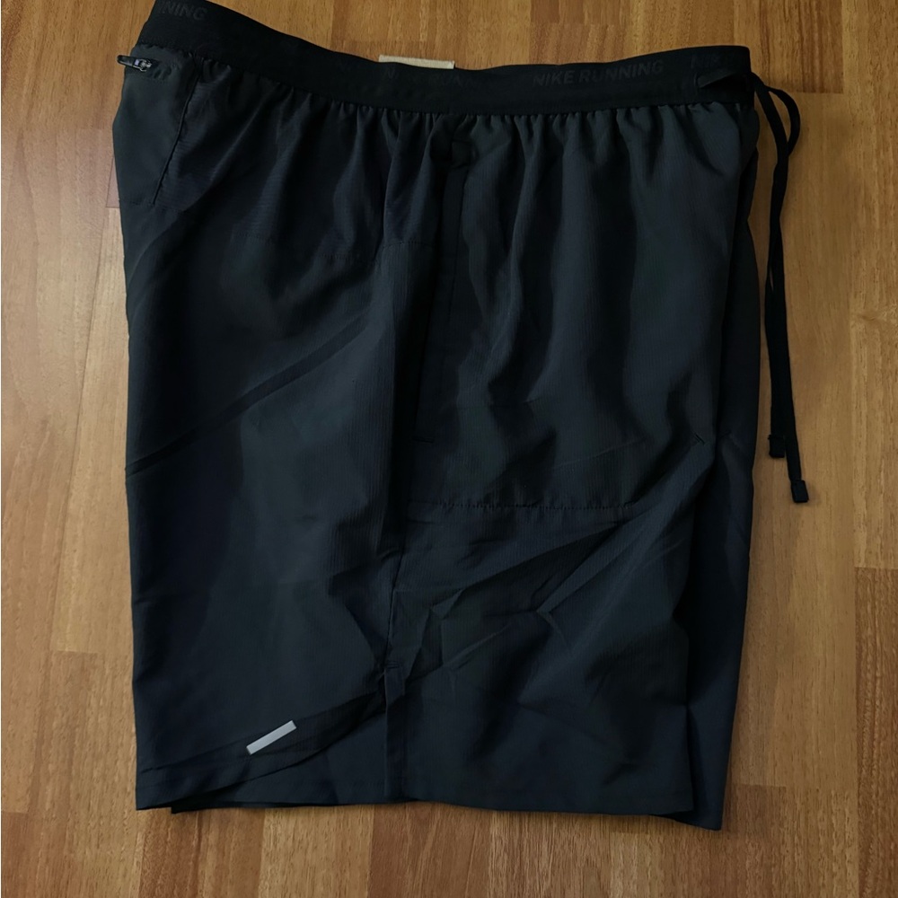 Nike Black Running Shorts - Picture 6 of 12